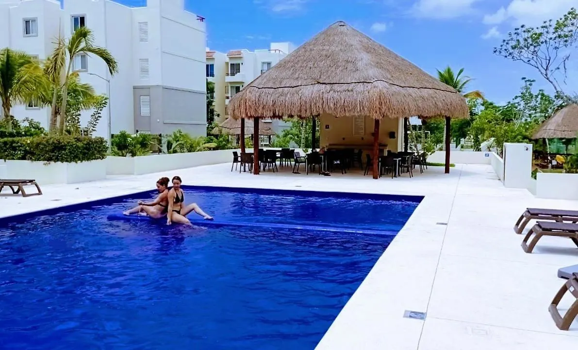 Love Vacations Tulum 0*,  México